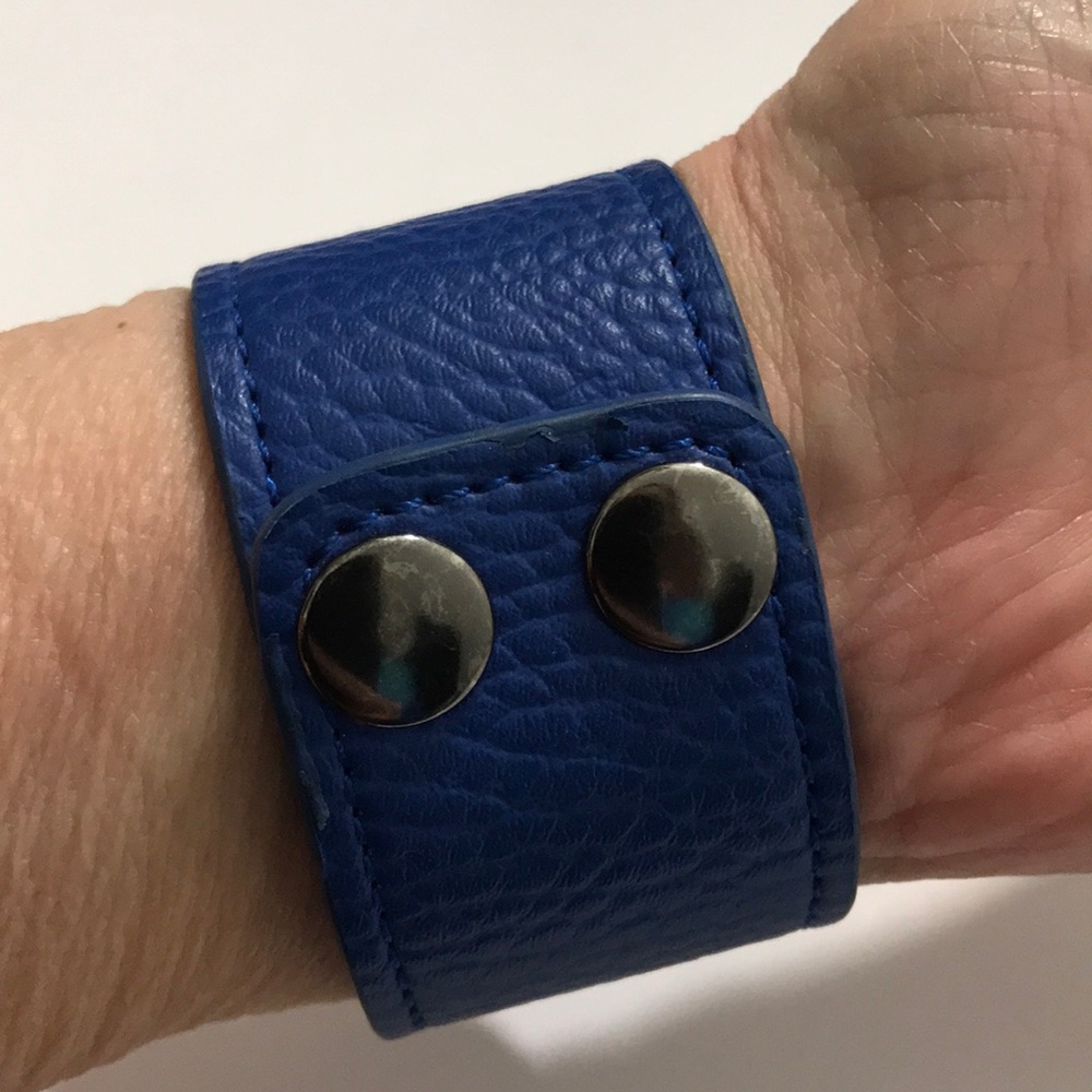 Punk Goth Blue/Black Adjustable Small Wrist Snap Bracelet